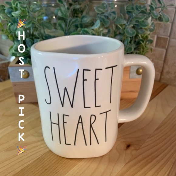 RAE DUNN BY MAGENTA “SWEET HEART” LL CERAMIC MUG - Picture 1 of 5